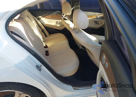 2018 Mercedes-Benz E 300 из США, поврежденный, VIN WDDZF4JB9JA327236